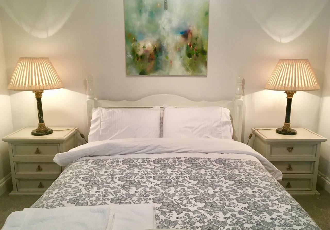 Beautiful 1Br Apartment In Historic St Aubin House Exteriér fotografie