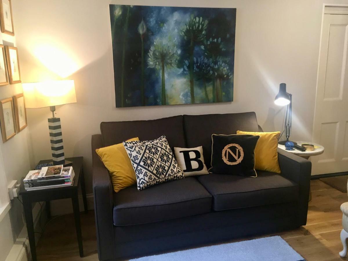Beautiful 1Br Apartment In Historic St Aubin House Exteriér fotografie