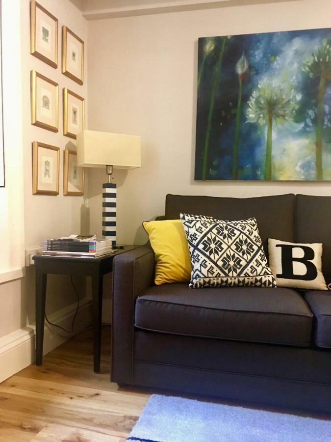Beautiful 1Br Apartment In Historic St Aubin House Exteriér fotografie