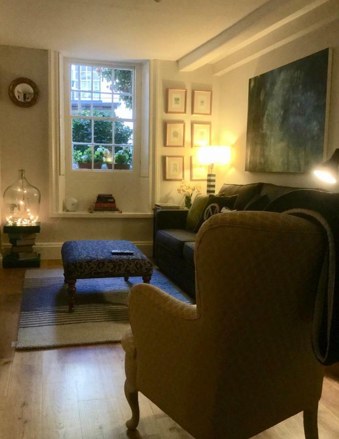 Beautiful 1Br Apartment In Historic St Aubin House Exteriér fotografie